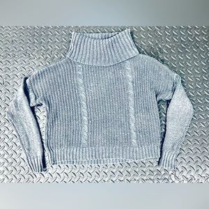 HOLLISTER Long Sleeve Turtle Neck Sweater for Womens. Size Small, Color Gray.